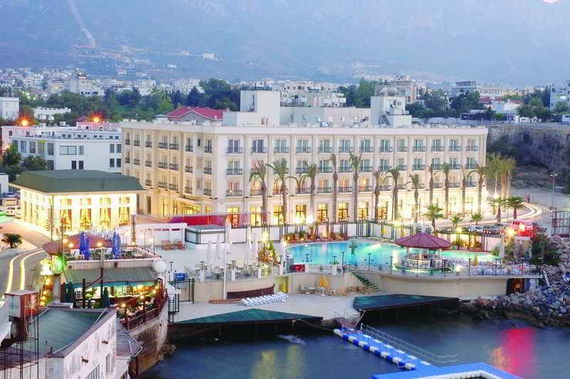 Rocks Hotel & Casino Kyrenia  Exterior photo